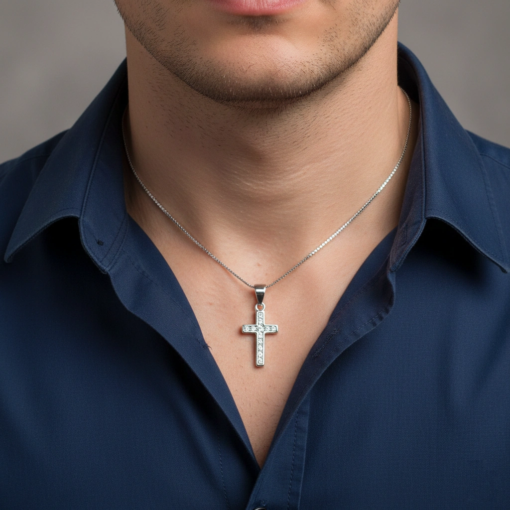 Pendentif croix catholique argent – Image 4