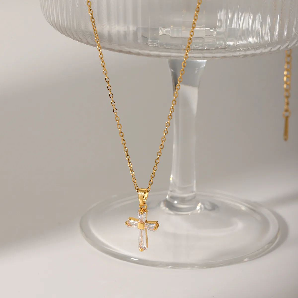 Pendentif croix femme fantaisie – Image 4
