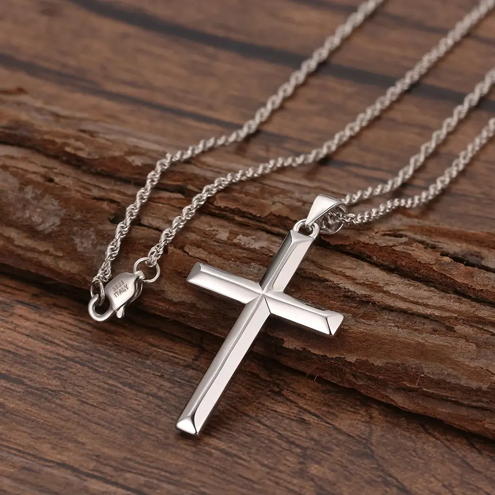 Pendentif croix catholique homme argente deco bois