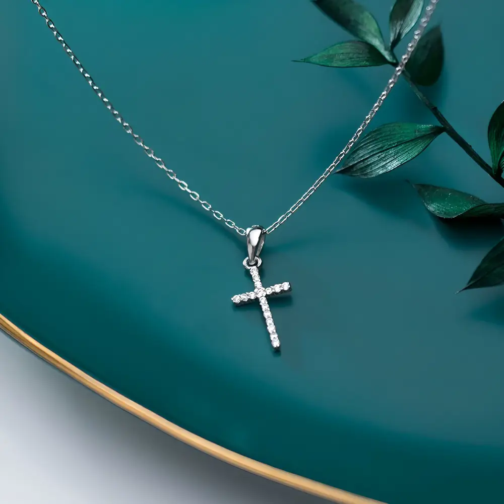 Pendentif petite croix argent deco vert
