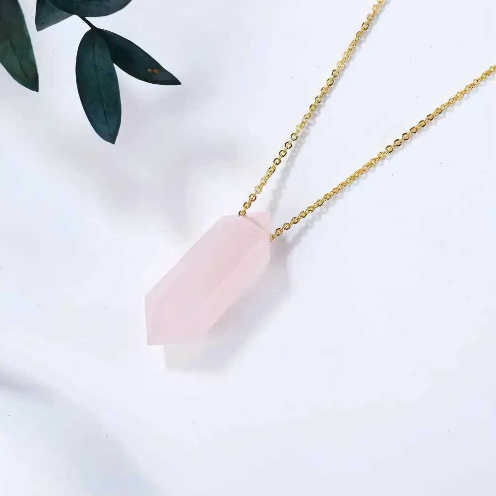 Pendentif quartz rose brut