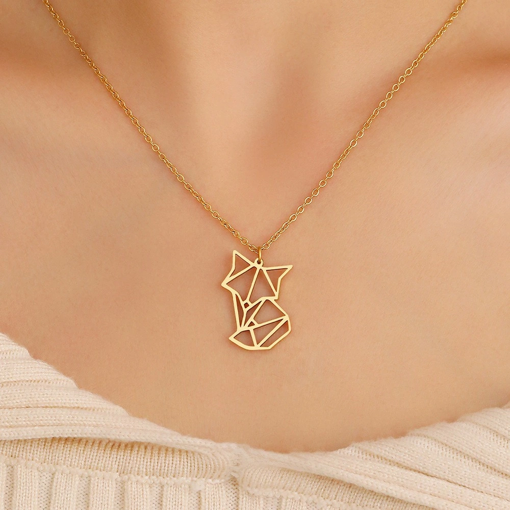 Pendentif renard dore autour cou
